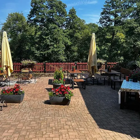 Quarto em Acomodações Particulares Usedlost Pivonka *